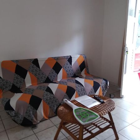Ferienwohnung F2 Rez De Jardin Carbet Le Carbet Exterior foto